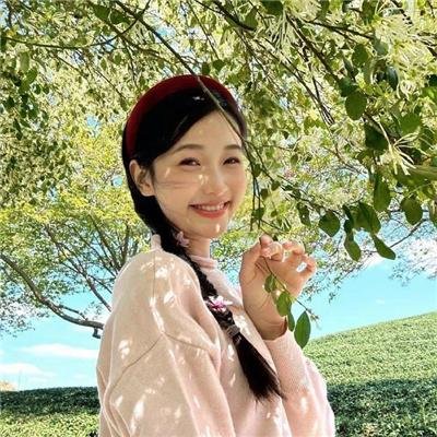 然后,她找到了我